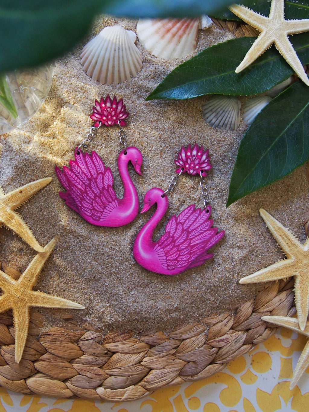Swan stud charm earrings, fuchia