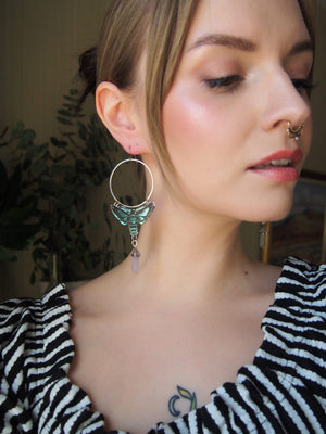 Hawkmoth treasure earrings, steel color details