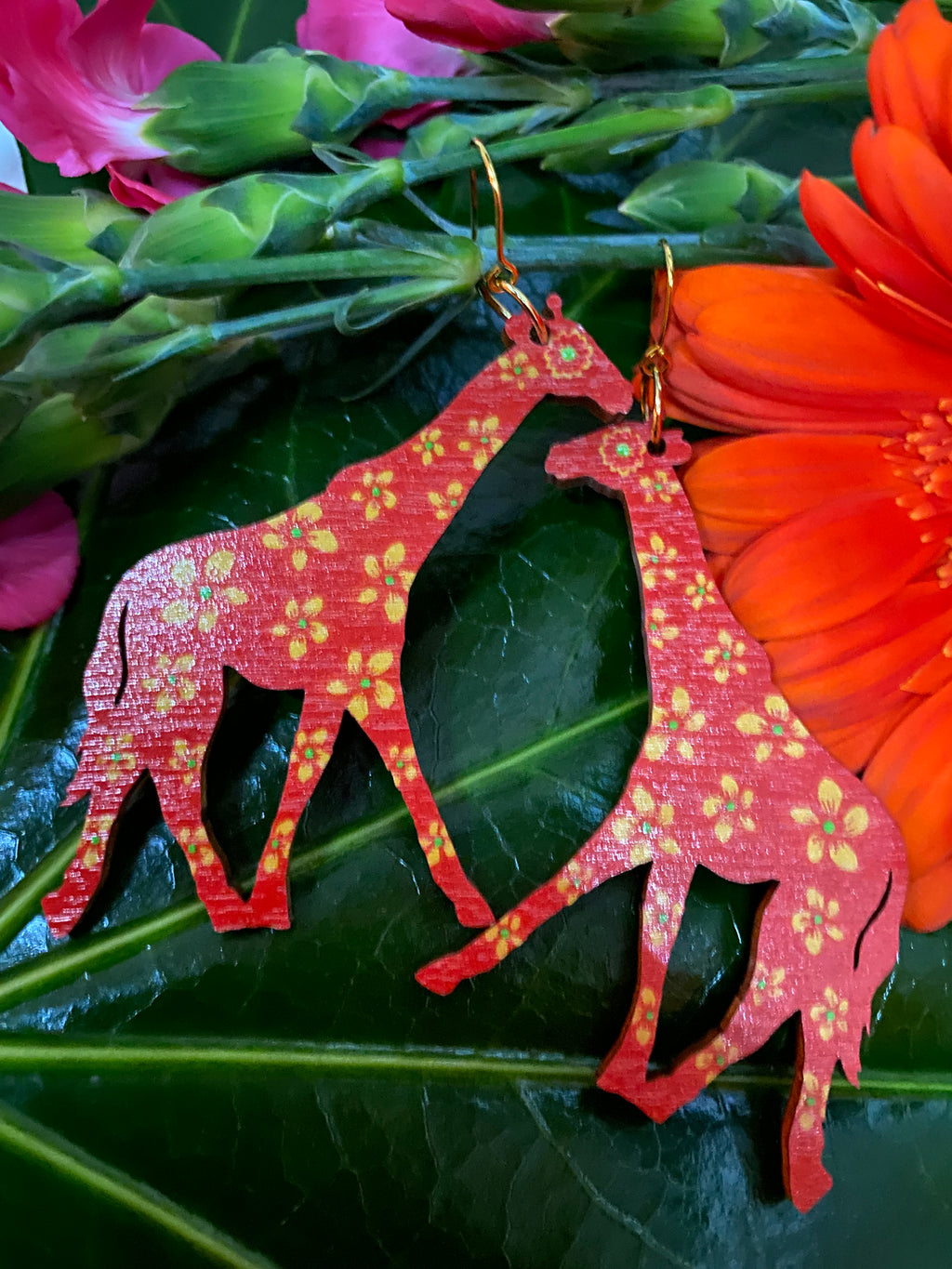 Jungle collection: Giraffe statement earrings, India red/sunflower